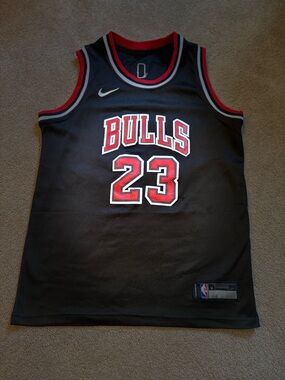 Nike Black and Red Bulls #23 Jersey